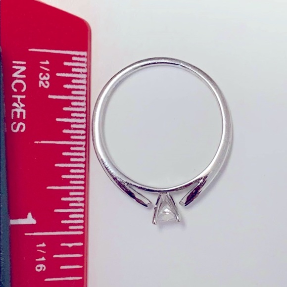 Vintage 14K solid gold diamond engagement ring size 6 with COA - Picture 3 of 7